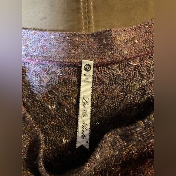 Leo & Nicole Multi Colored Sweater (PXL) - Picture 2 of 3